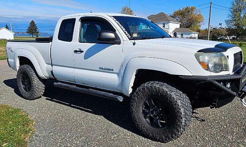 2010 Toyota Tacoma ...