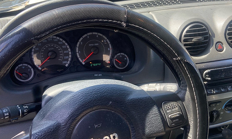  2007 Jeep Liberty...