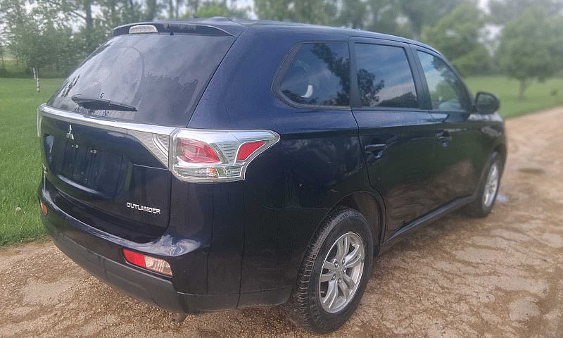 2014 Outlander Mitsu...