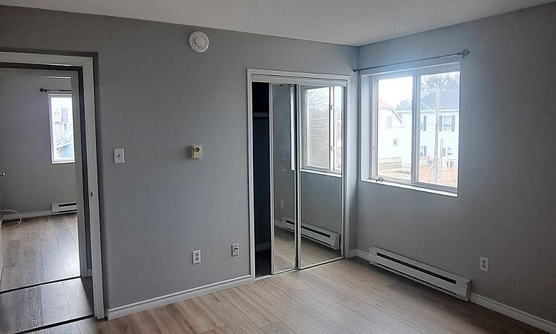 2 Bedroom...