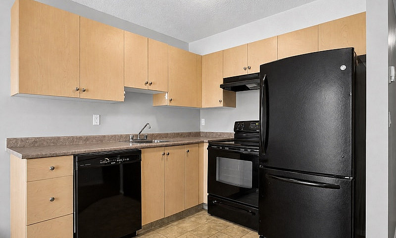 1 Bedroom 1 Bathroom...