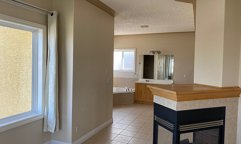 5-Bedroom, 4 Bath La...