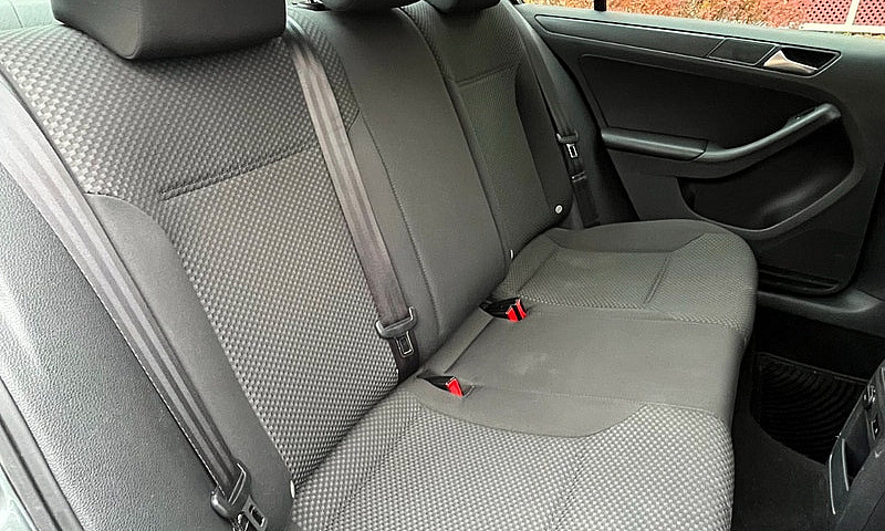 Volkswagen Jetta 201...
