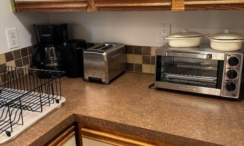 Furnished 1Br/1Bth -...