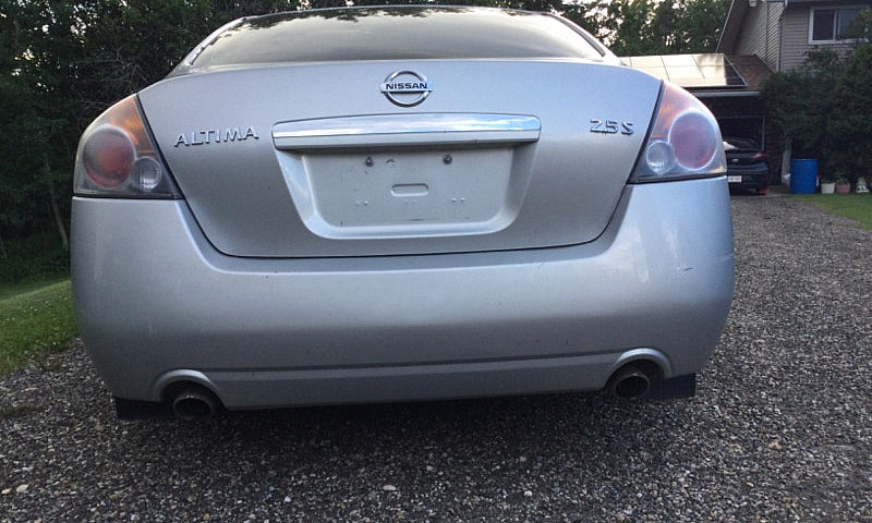 2008 Nissan Altima...