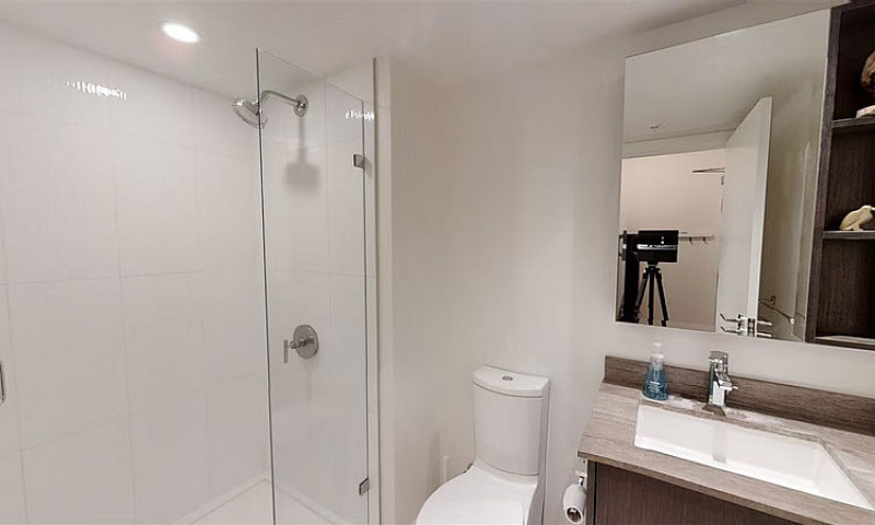 2 Bedroom, 2 Bathroo...