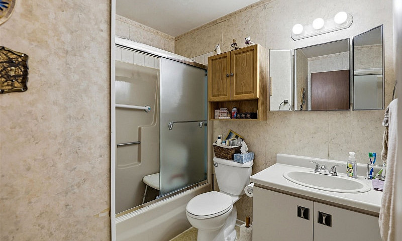 Unit 508, 89 Pine St...