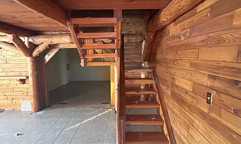 Timberframe Log Cabi...