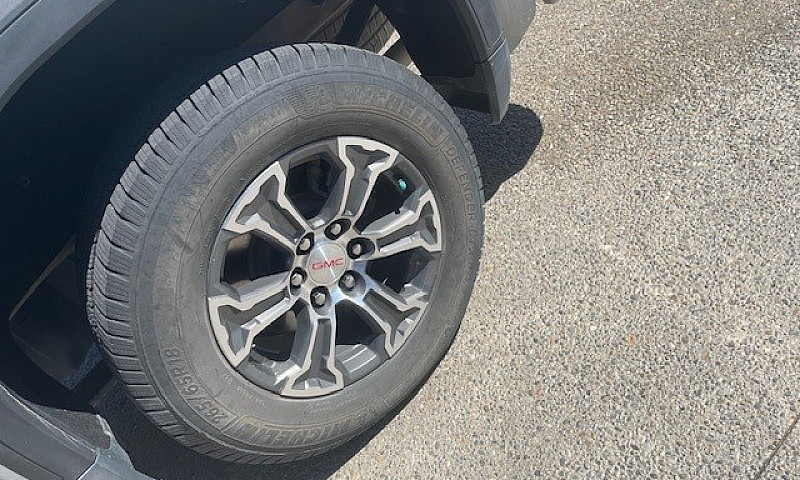 2023 Gmc Sierra 1500...