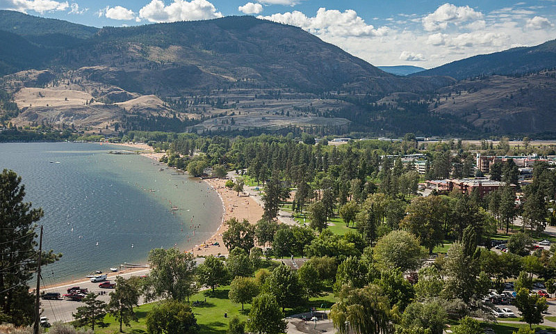 Skaha Lake Condo...