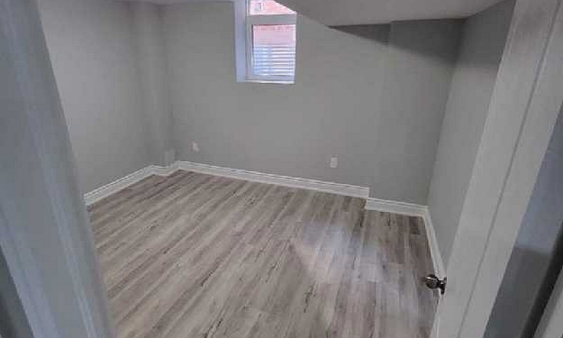 2 Bedroom 2 Washroom...