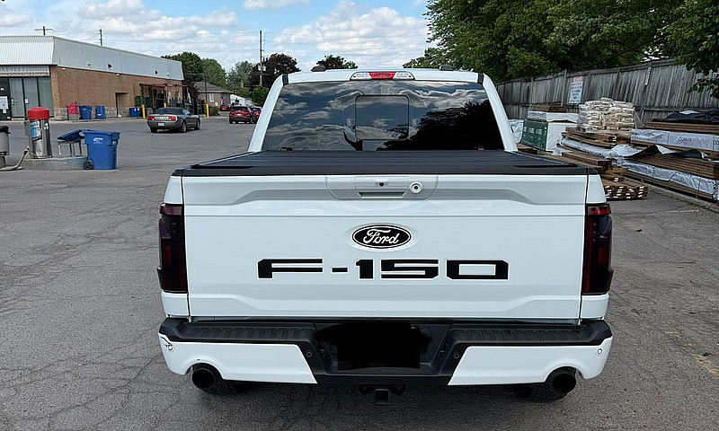 Ford F150 Xlt 303A ...