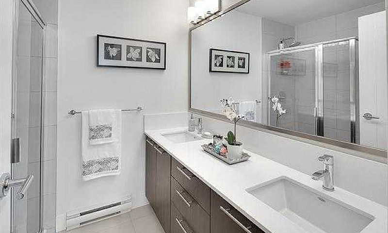 Townhouse For Rent...