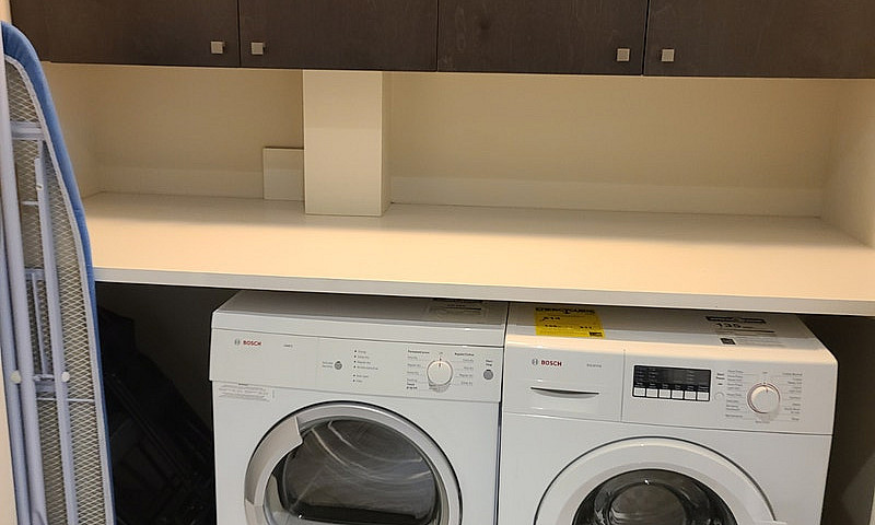 1700 Square Foot Exe...