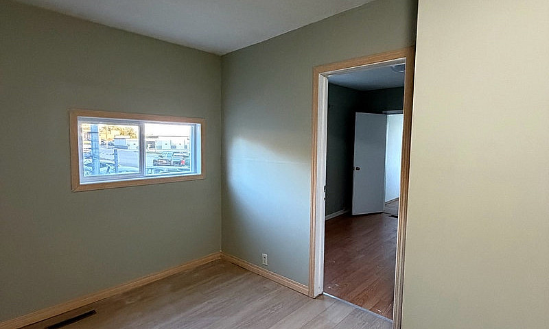 2 Beds 1 Bath - Hous...