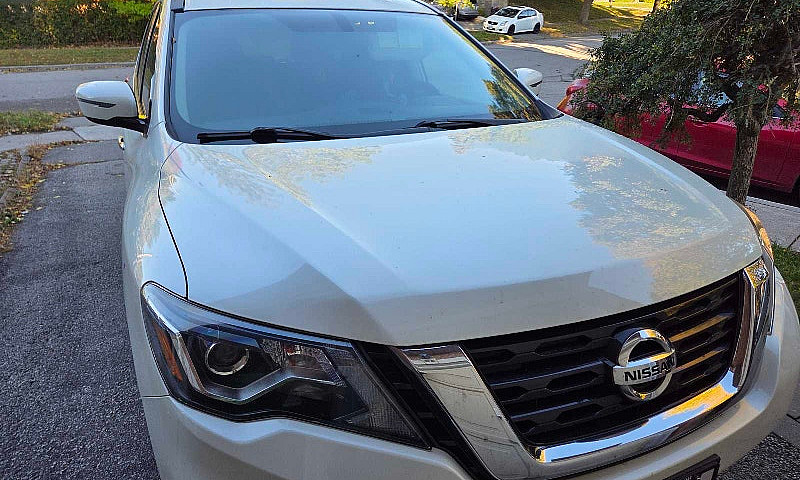 2018 Nissan Pathfind...