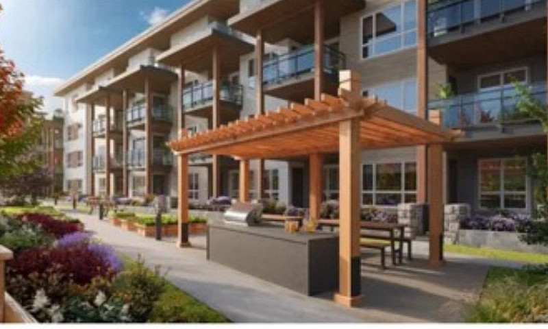 New Condo  2 Bed/2 B...