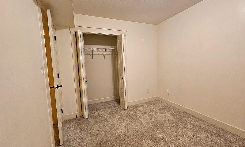 2 Bedroom Basement S...