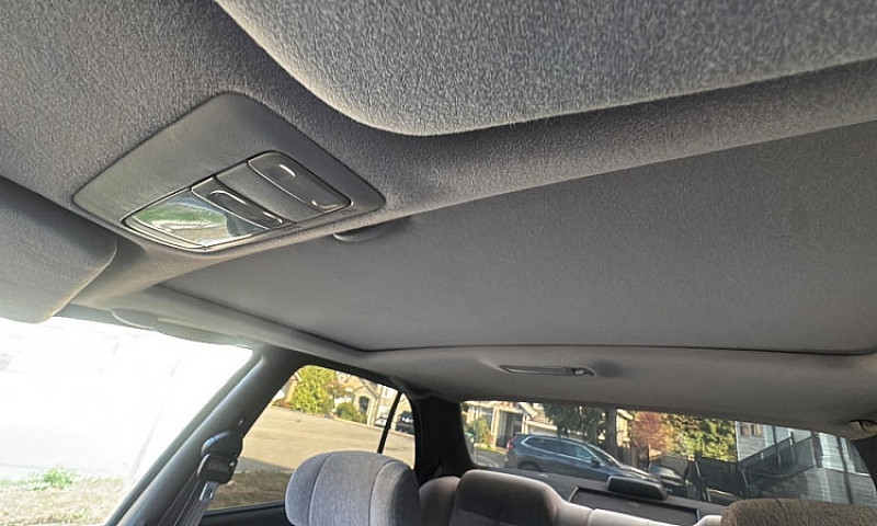 Toyota Camry – Ultra...