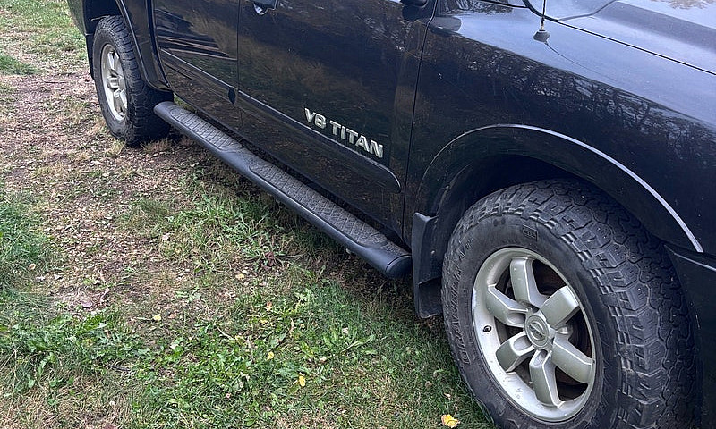 Nissan Titan ...