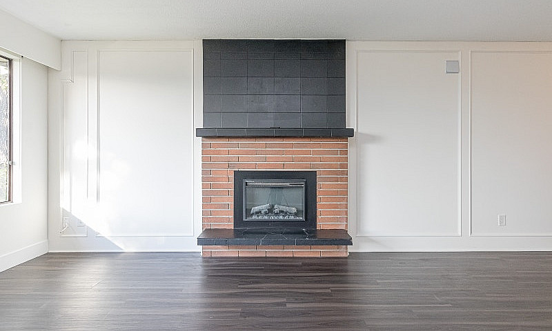 1400 Townsite Road, ...