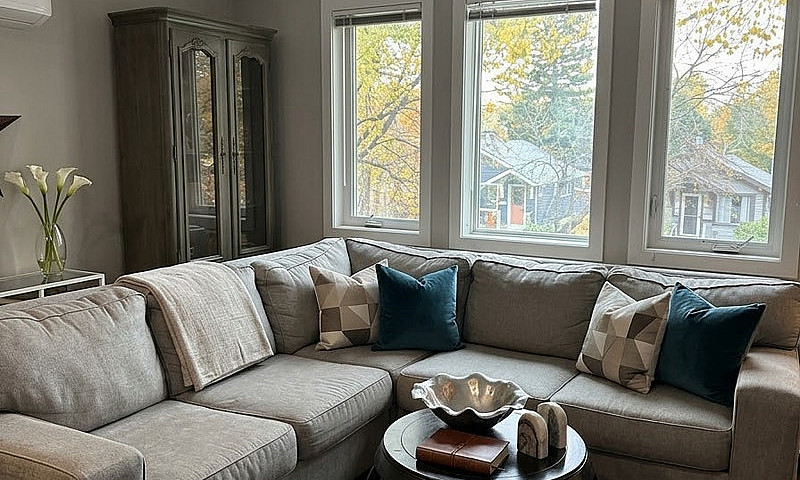 2 Bedroom House In S...