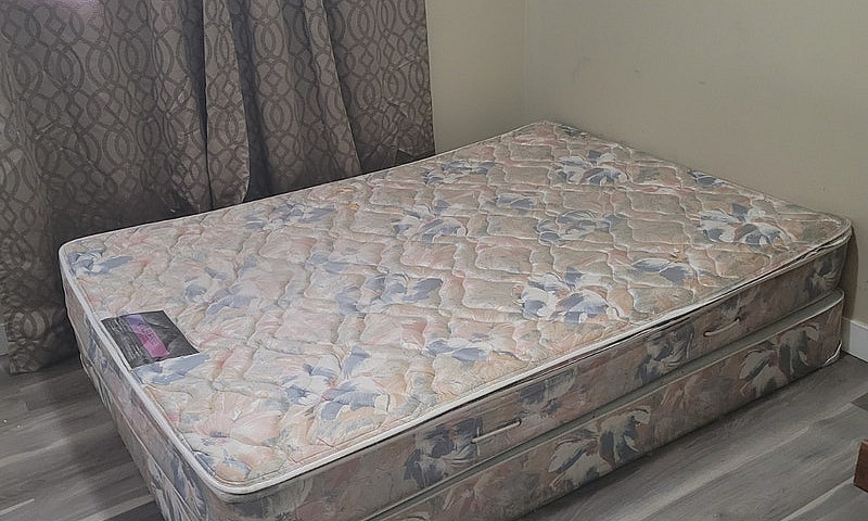 Room For Rent...
