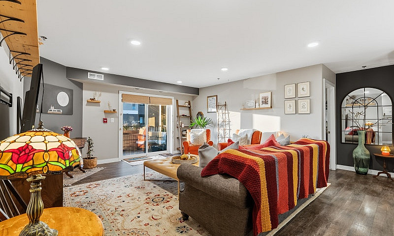 River Front 2 Bed 2 ...
