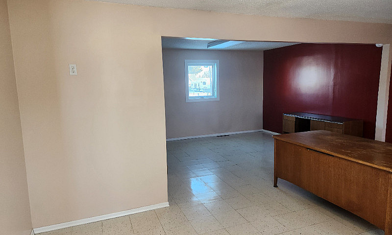 2 Bedroom + Den / 2 ...