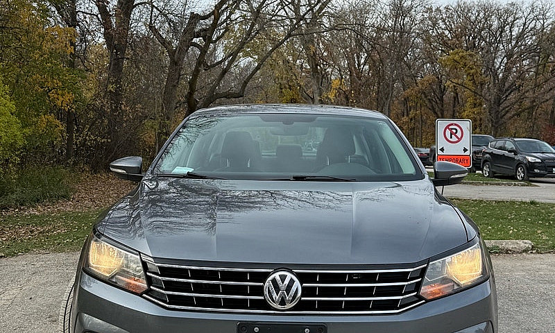 2016 Volkswagen Pass...