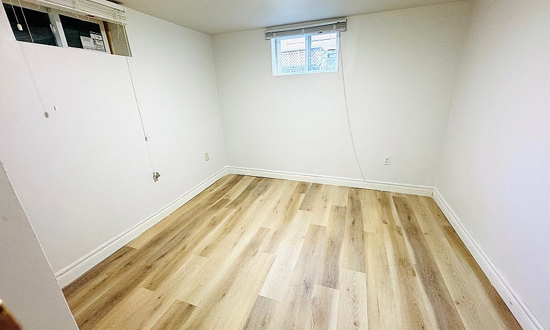 Legal 2 Bedroom Base...