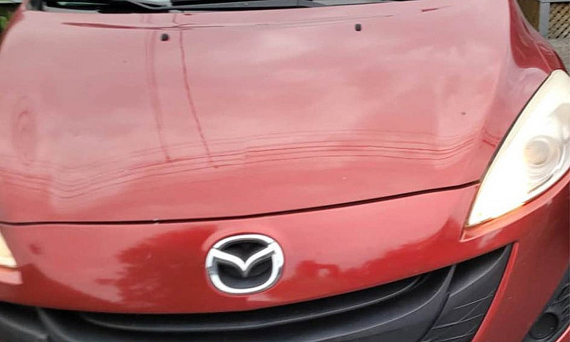 2014 Mazda Mazda5...