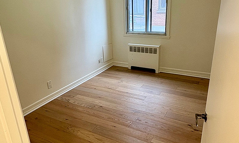 Large 2 Bedrooms 2 B...