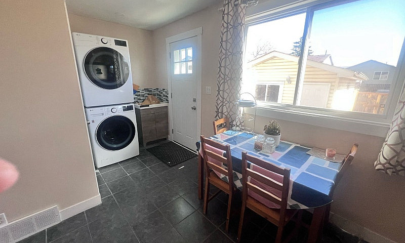 3 Bedroom House In C...