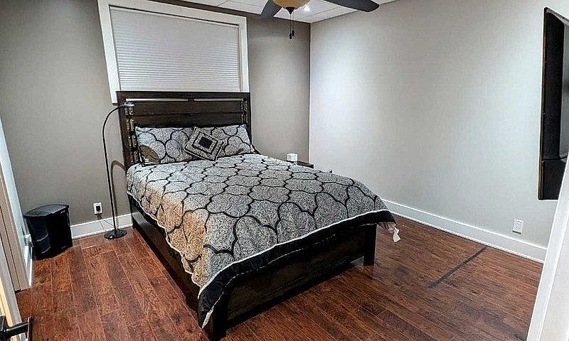 One Bedroom Suite Pr...
