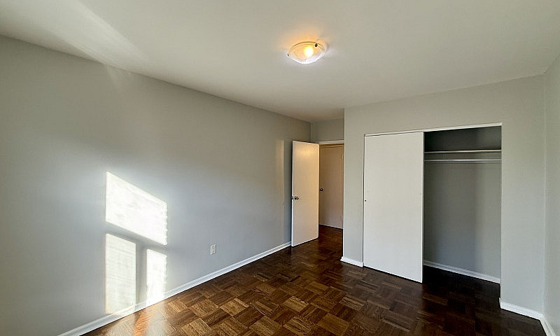 Two Bedroom Apartmen...