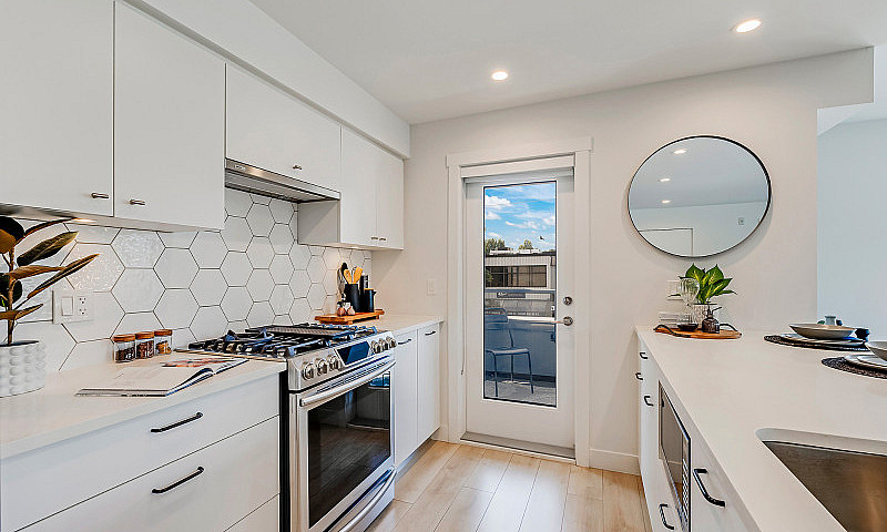 For Sale! 2Bed/2Bath...