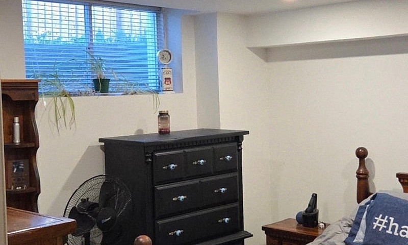 2 Bed Rooms Unit For...