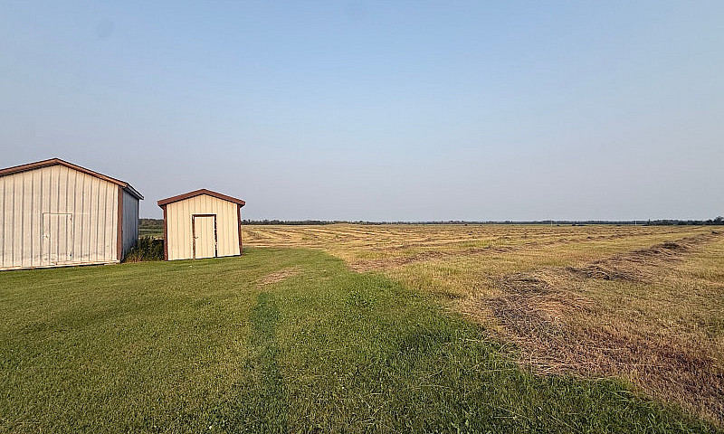 Meadow Lake Acreage/...
