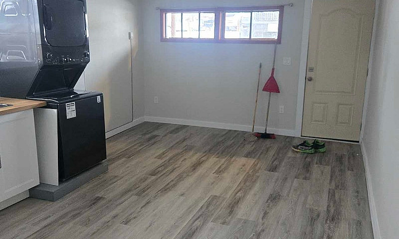 2 Bedroom Unit In  W...