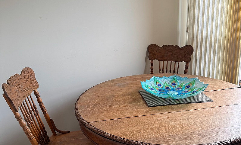 Large 2 Bedrooms 2 B...