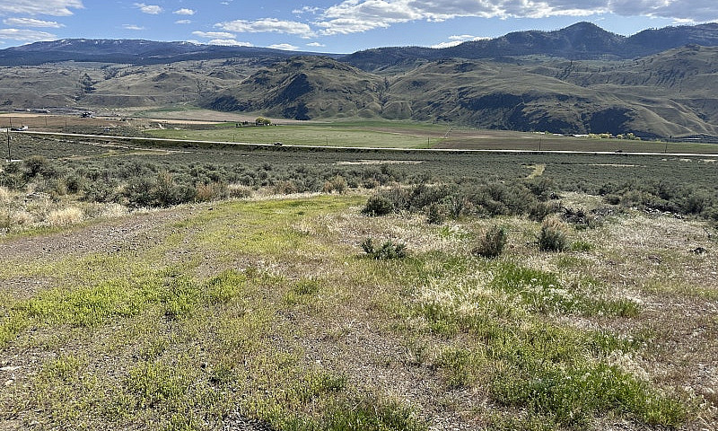 7 View Acreages For ...