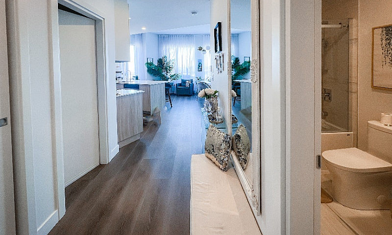 Luxueux 5 1/2 Condo ...