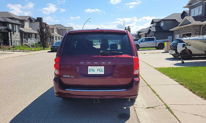 Dodge Grand Caravan...
