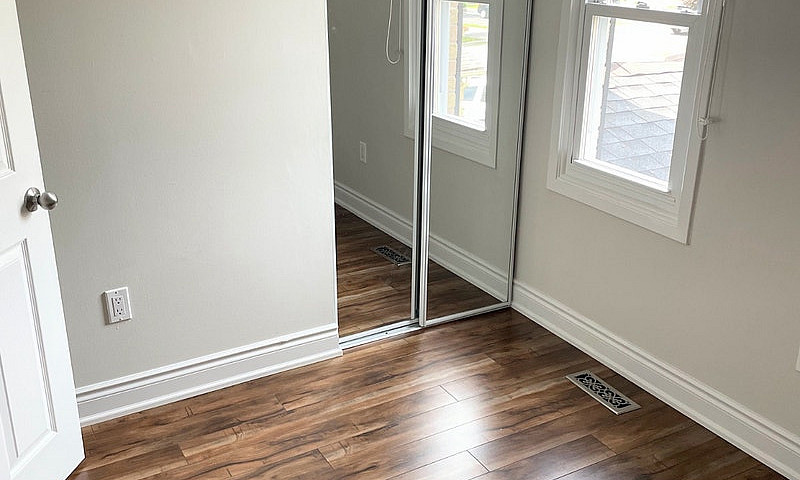 Freshly Renovated, S...