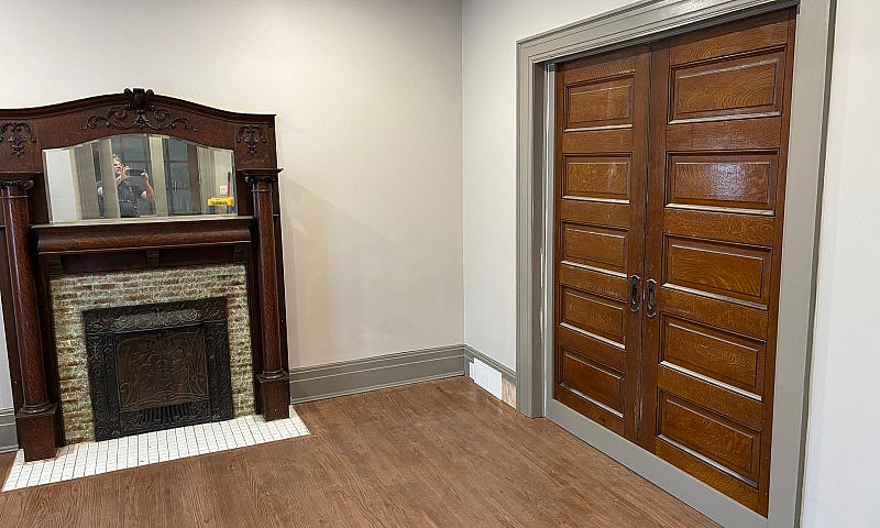 Two Bed Wortley Vill...