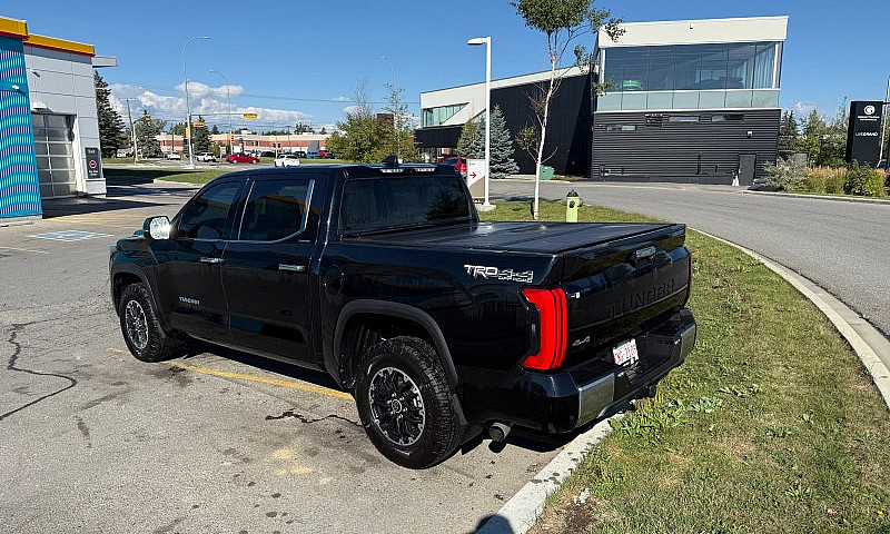 2024 Toyota Tundra L...