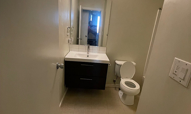4 Bed 3 Bath For Ren...