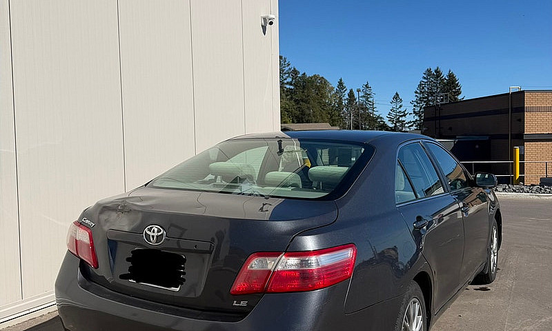 2009 Toyota Camry...