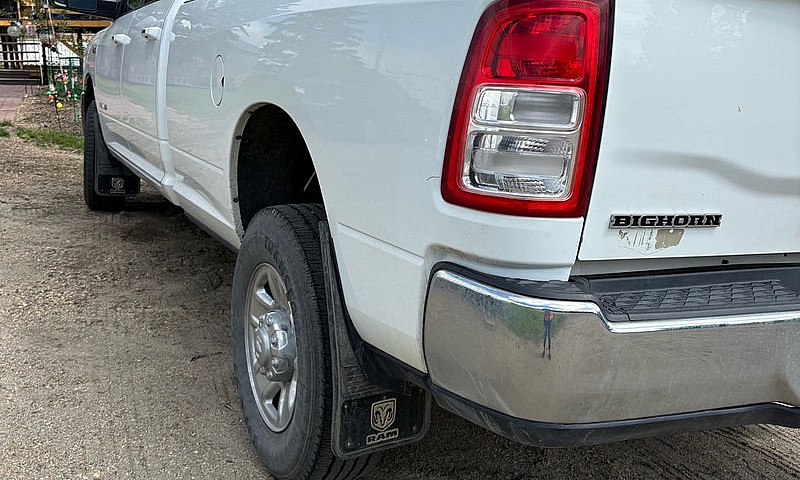 Dodge Ram 2500...